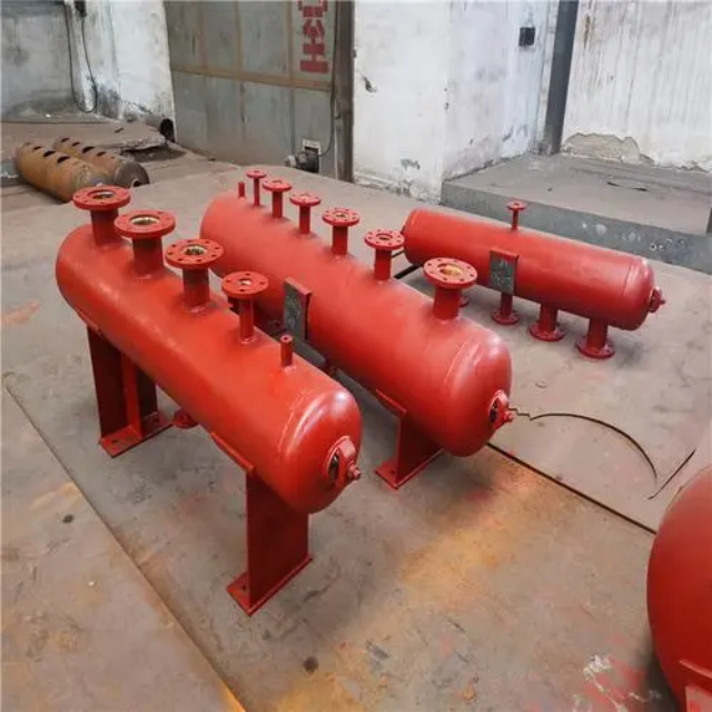 铜山分集水器安装高度